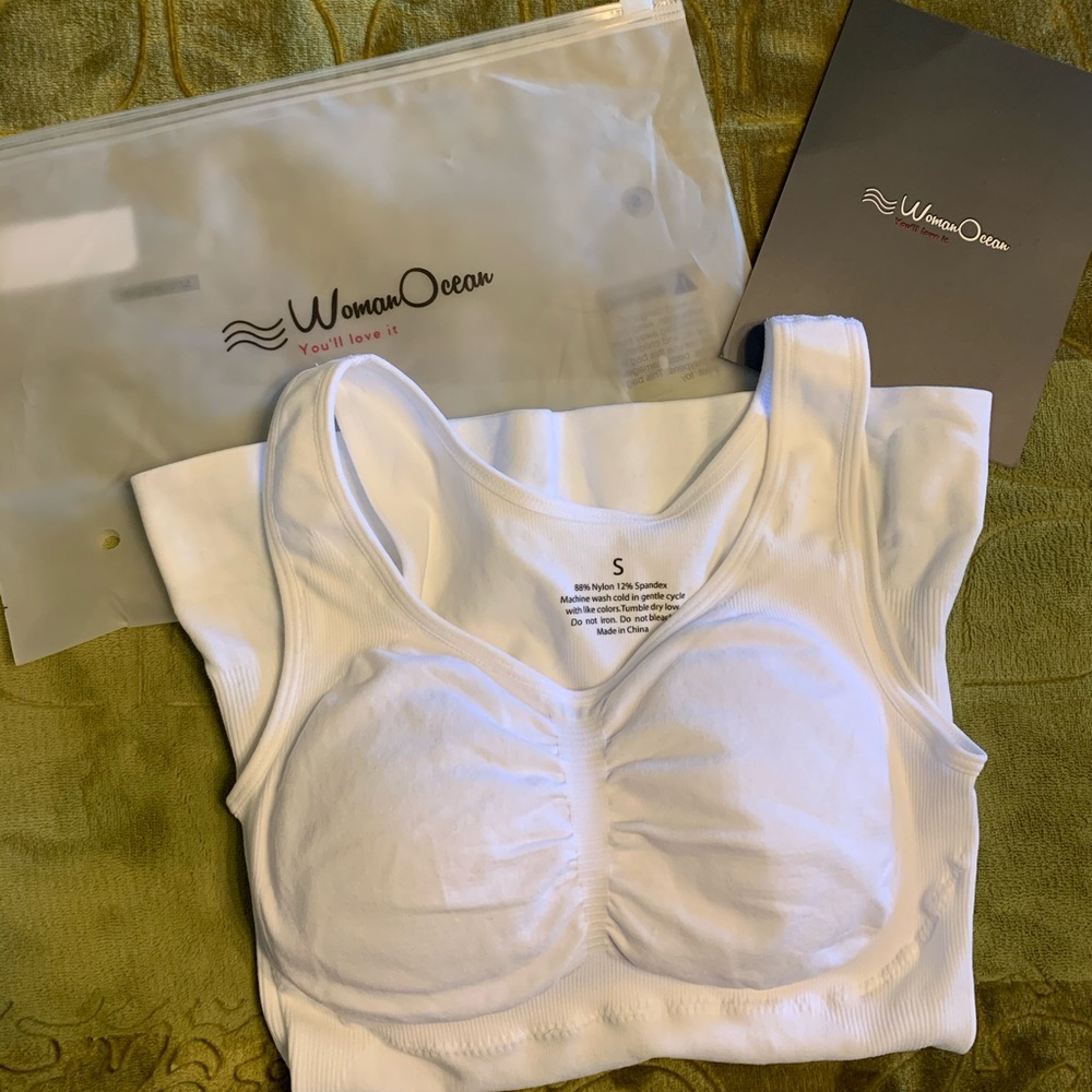 Woman Ocean Compression Tank